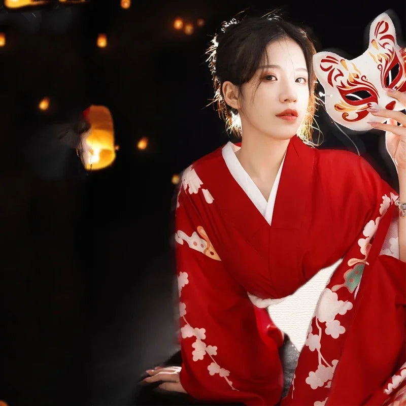 Japanese retro red geisha-style kimono and yukata cosplay costumes, suitable for party performances and photography in 2025