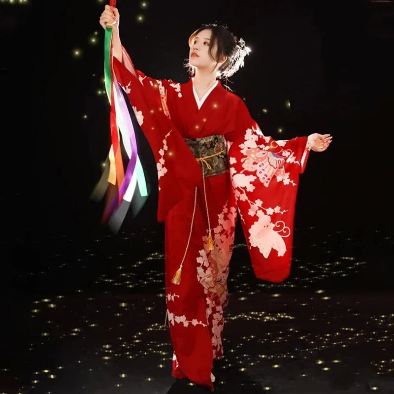 Japanese retro red geisha-style kimono and yukata cosplay costumes, suitable for party performances and photography in 2025